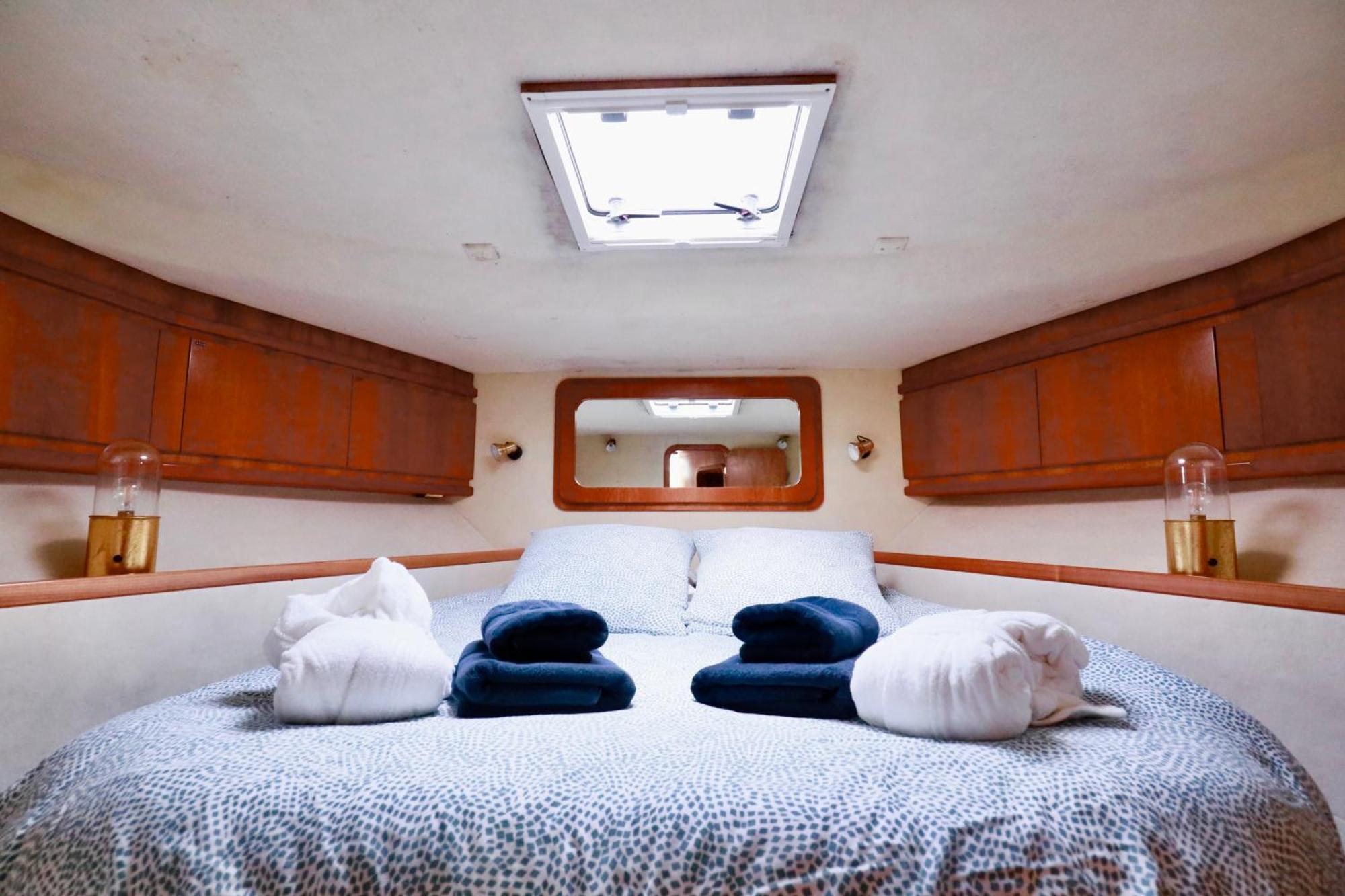 Yacht Deauville Bagian luar foto
